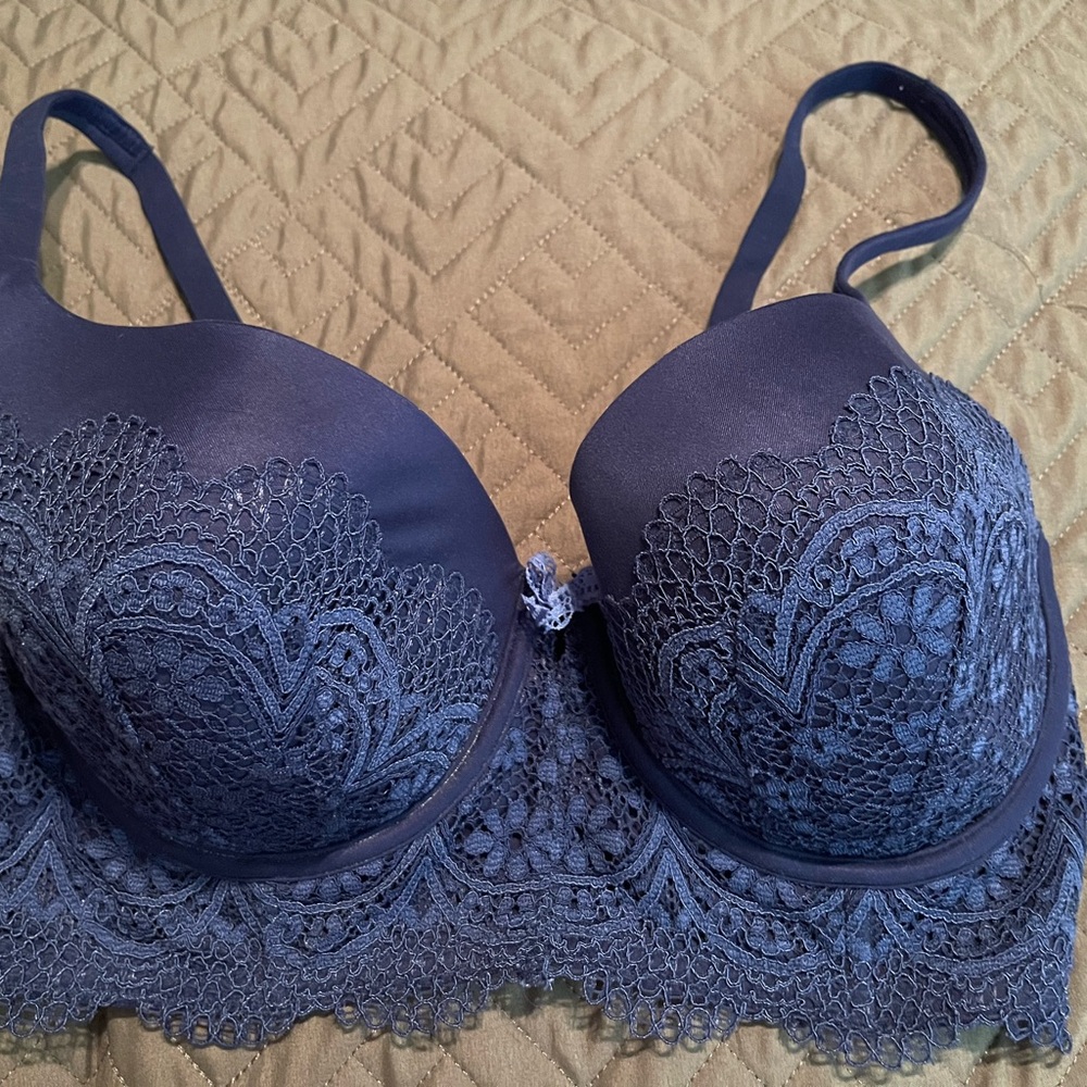 Victoria's Secret Blue Lace Push-Up Bra